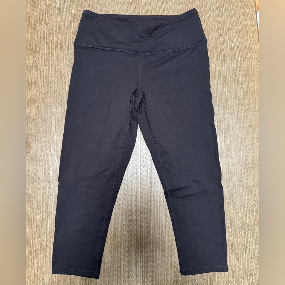 NWT - PraNa Chakra Legging Capris